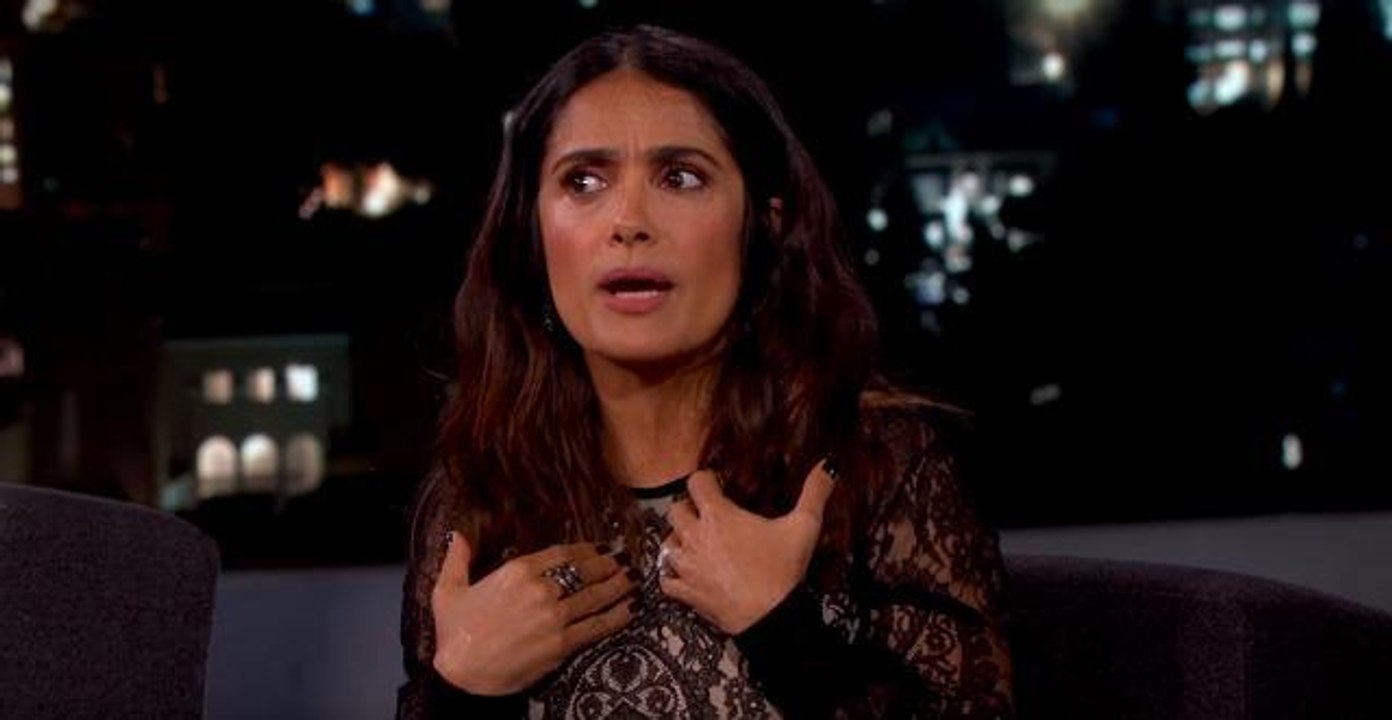 Salma Hayek, fan de football, trouve que les français sont de mauvais supporters !
