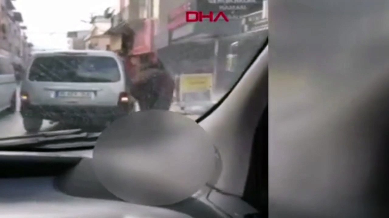 Ata işkence! Böyle at mı gider?