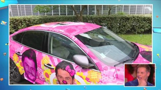 La voiture de Mathieu Delormeau repeinte à l'effigie de Christophe Beaugrand !