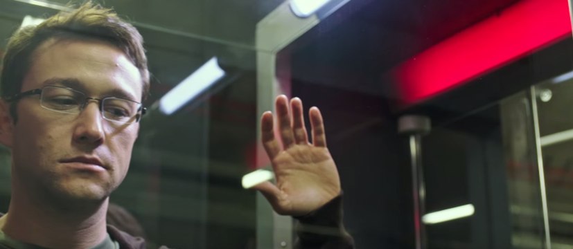 Snowden : bande-annonce du film d'Oliver Stone avec Joseph Gordon-Levitt (VO)