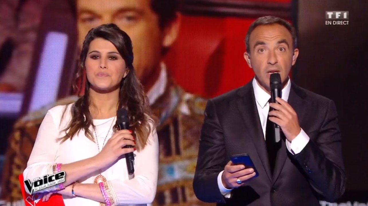 Bugs techniques dans The Voice, Nikos Aliagas s'énerve et s'en prend même à Karine Ferri... Le Zapping people