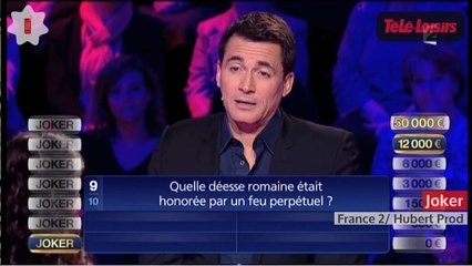 Une candidate de Joker découvre la déesse Caca, et ça la fait bien rire... Le zapping jeux !