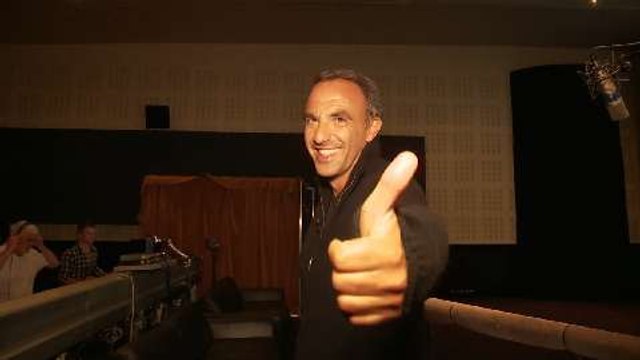 Mariage à la grecque 2 : dans les coulisses du doublage du film avec Nikos Aliagas