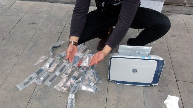 Gümrük kaçağı saatleri saklamak için ilginç yöntem