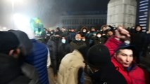 Decenas de manifestantes mueren a manos de la policía en Kazajistán
