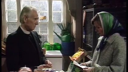 To The Manor Born - S03E07 - The Wedding [Digitaldistractions]]