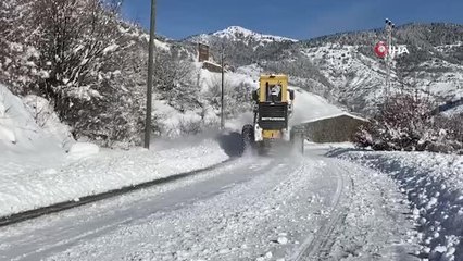 Gümüşhane'de kapalı köy yolları açılıyor