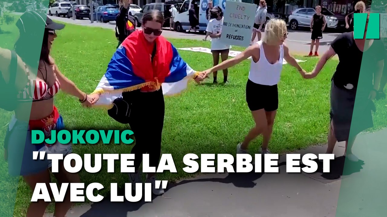 "Liberté pour Djokovic", scandent ses fans à Melbourne