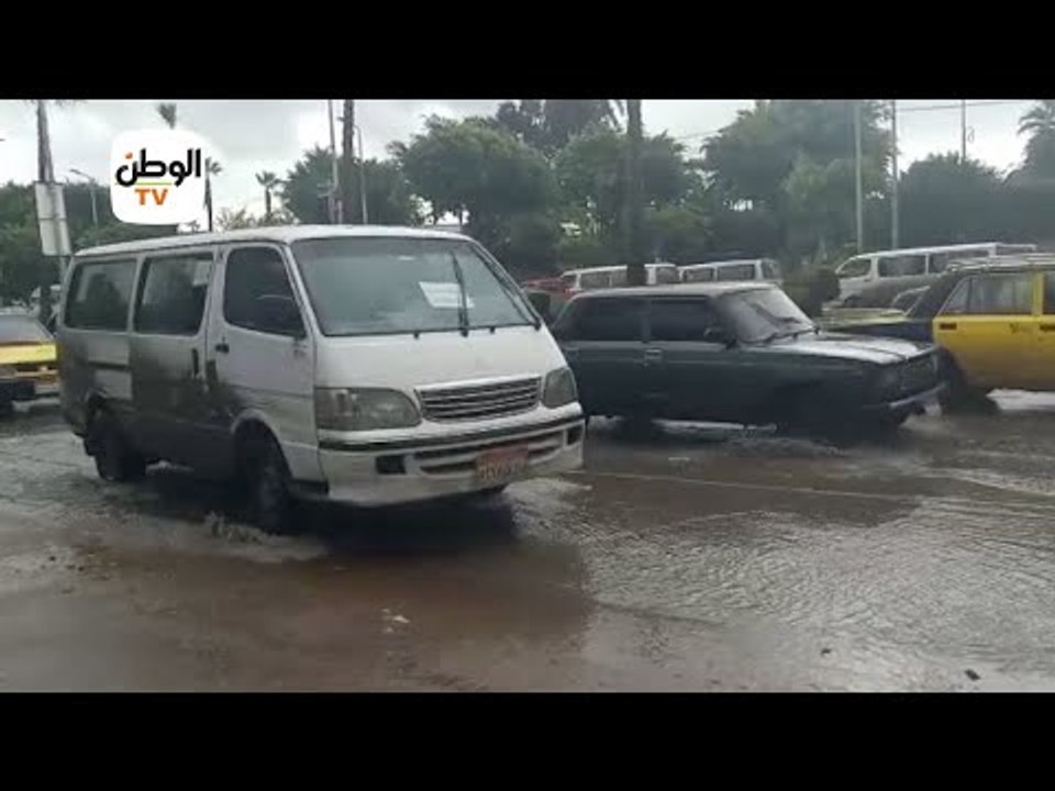الأمطار تصيب شوارع الإسكندرية بالشلل