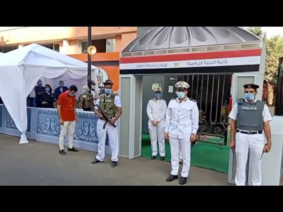 تواجد أمني مكثف بمحيط لجنة تربية رياضية حلوان في ثاني أيام انتخابات النواب