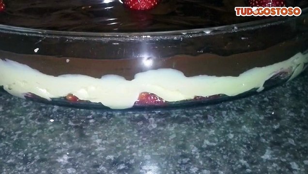 Bombom aberto de morango