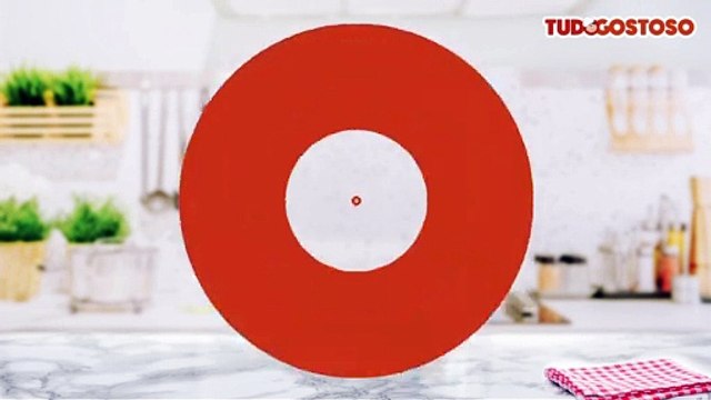 Bolo de micro-ondas sem ovos