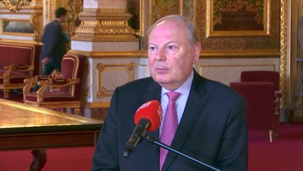 Passe vaccinal : "Il faut qu’on prenne son temps, se hâter lentement" dit Hervé Marseille