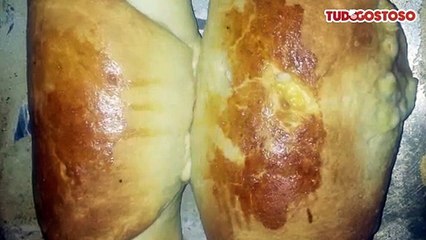 Pão caseiro recheado