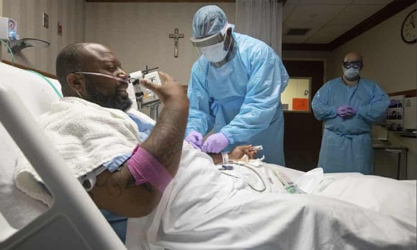 Pacientes de Omicron se vuelven realmente enfermos de una manera diferente