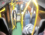 Otobüs şoförü fenalaşan yolcuyu hastaneye yetiştirdi... O anlar kamerada