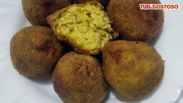 Coxinhas de frango sem massa