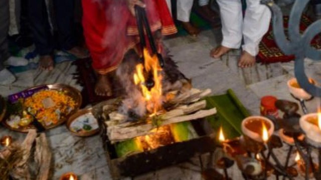 BJP performs Mahamrityunjay, pray for PM Modi long life