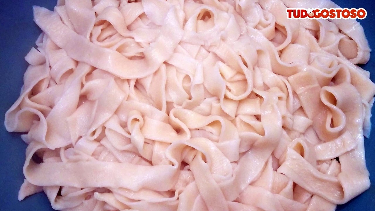 Massa fresca de macarrão (a verdadeira)