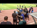التوأم يتوجه لدكة الزمالك لتحية الجهاز واللاعبين قبل مباراة الاتحاد