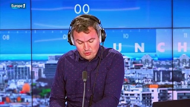 Australie : Djokovic obtient un sursis à son expulsion