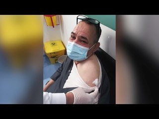 مصري يروي تجربة تلقي تطعيم كورونا في السعودية