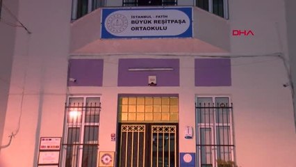 FATİH'TE OKULDA YEMEKTEN ZEHİRLEN ÇOK SAYIDA ÖĞRENCİ HASTANELERE KALDIRILDI