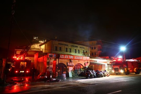 Kapadokya'da otelin çatısında çıkan yangın söndürüldü