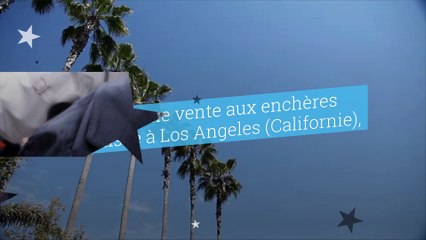 Elvis Presley : une mèche de cheveu vendue 72 000$