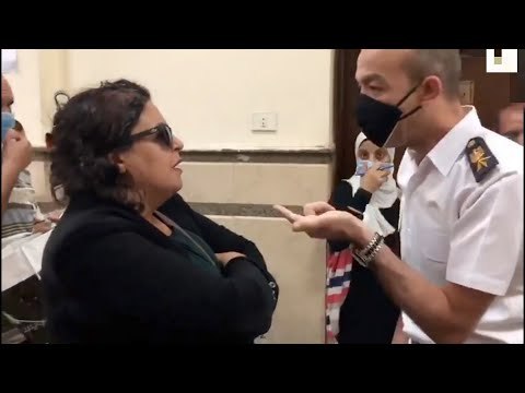 محامي ضابط واقعة سيدة المحكمة : المتهمة قدمت تقارير تفيد بعلاجها نفسيا