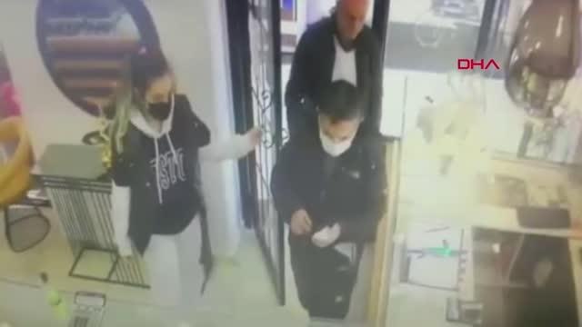 KUYUMCULARA SAHTE ALTIN BİLEZİK SATANLAR YAKALANDI