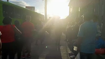 Residentes en Ciudad Juan Bosch piden mejorar servicio de transporte