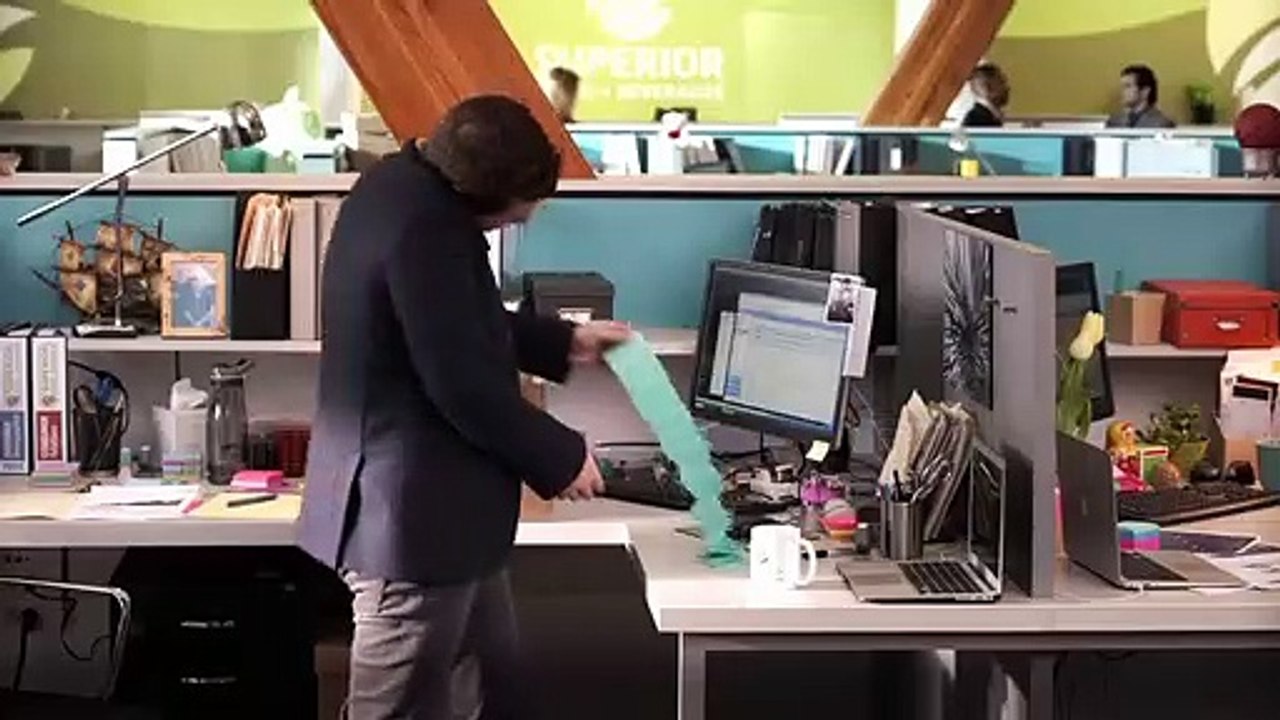 Kevin from Work Saison 1 - Series Premiere Preview (EN)