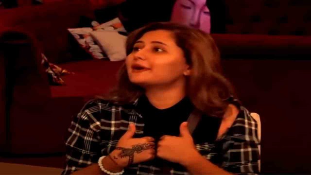 Bigg Boss 15: Rashami Desai ने Umar Riaz, और Tejasswi Prakash को बताया अपने ये secret | FilmiBeat