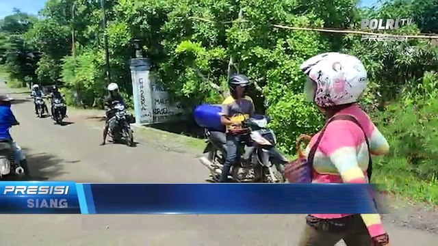Kapolres Alor lakukan Mitigasi Bencana kepada Para Warga yang Bermukim di Bantaran Kali yang Berada di Desa Nurbelelang Kec. Atu