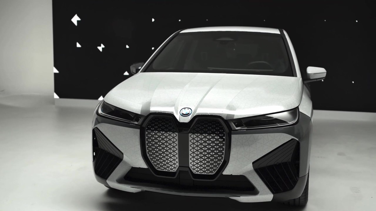 Der BMW iX Flow featuring E Ink