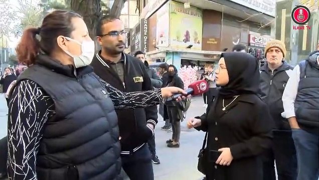 Mimar gençten ekonomik kriz yok diyen vatandaşa: Ben neden gidiyorum yurt dışına, senin zihniyetindekiler gidecek