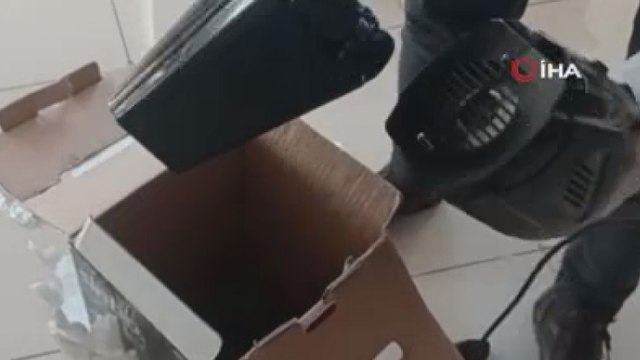 Uyuşturucuyu elektrik süpürgesinin içine saklamış