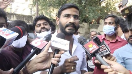 Vanama Raghava ని కఠినంగా శిక్షించాలని డిమాండ్.. NSUI Leaders  ఆగ్రహం  | Oneindia Telugu