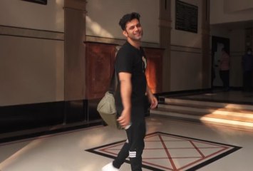 Singer Rahul Vaidya Gym के बाहर हुए स्पॉट, मीडिया से की बातचीत|FilmiBeat