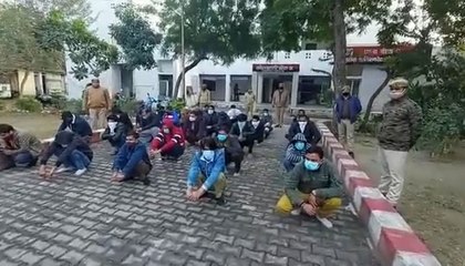 NOIDA: होटल में चल रहा था सेक्स रैकेट, आपत्तिजनक हालत में मिलीं 5 महिलाएं, 36 गिरफ्तार