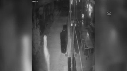 Büyükçekmece'de iş yerinden hırsızlık yapan 2 şüpheli tutuklandı