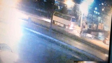 Eşinin kullandığı tırın altında kalmıştı olay anı güvenlik kamerasında