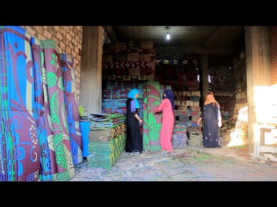 من مخلفات البلاستيك  | حصير أشكال وألوان يزين م...