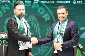 Скачать видео: Konyaspor, İlhan Palut ile sözleşme yeniledi