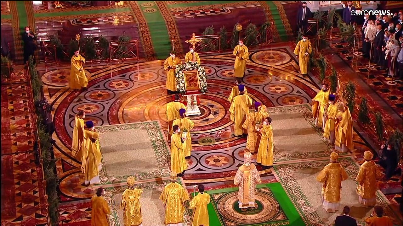 Gern auch ohne Maske - Orthodoxe Christen feiern Weihnachtsmessen