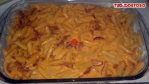 Macarrão com calabresa ao molho de cheddar