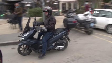 Video herunterladen: Ataşehir'de elektrikli scooter ile ters yönde ilerleyen kişiye ceza