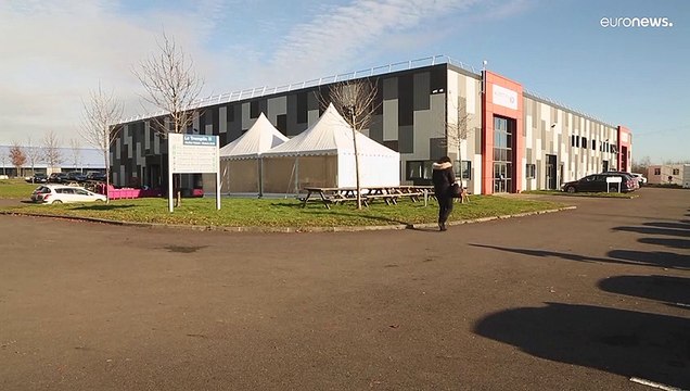 Svolta francese: il kit per l'autotest-Covid sarà in vendita nei supermercati