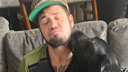 Quadruple Amputee Veteran Gifted Service Dog For The Holidays